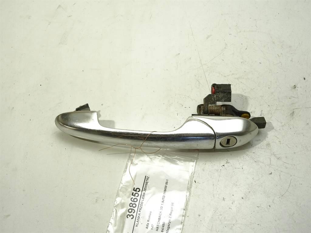 Ручка передняя левая Alfa Romeo 147 HB 3D 00-10