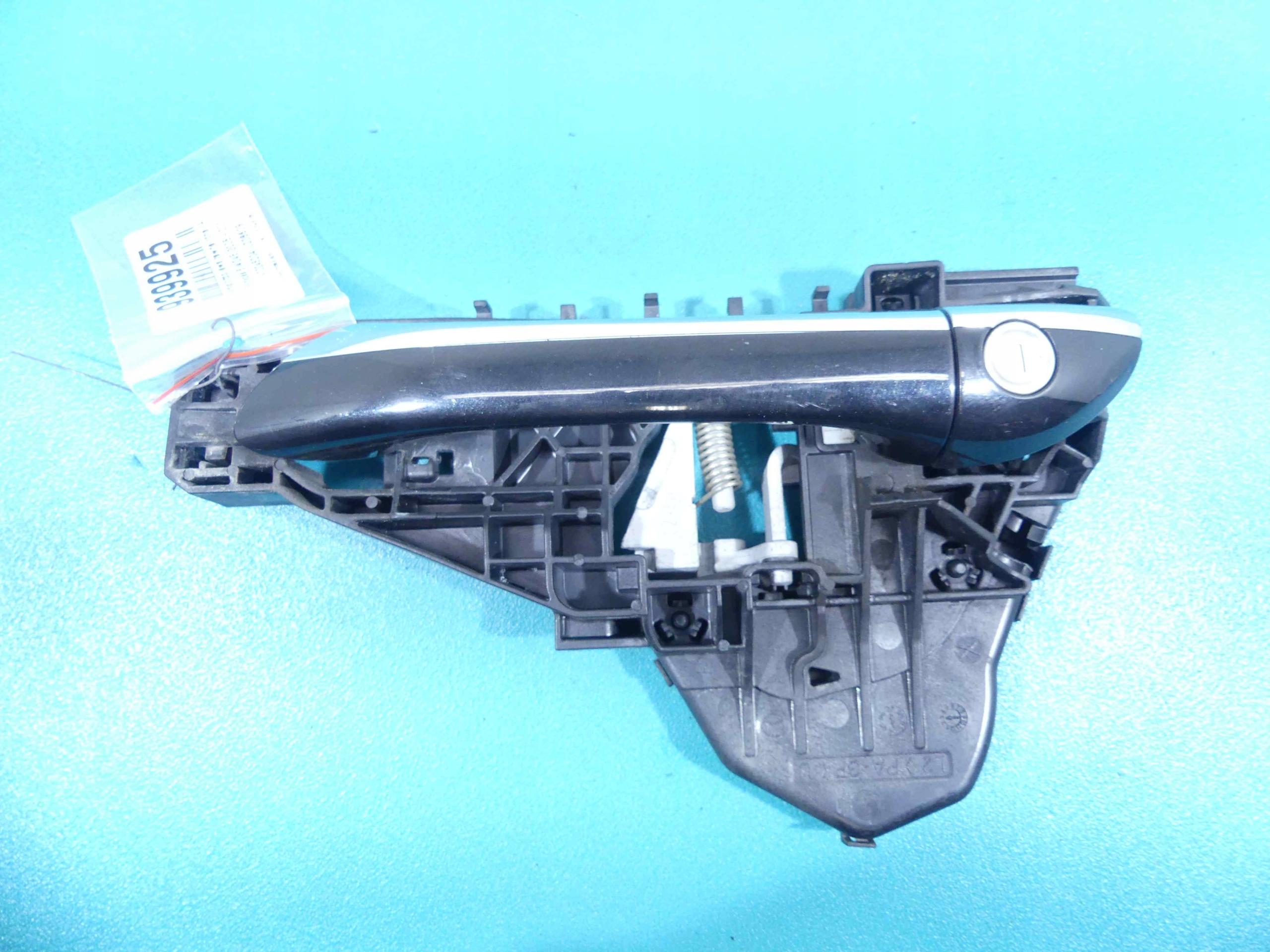 A1657600134 - Ручка передняя левая MERCEDES B W245 191 хром