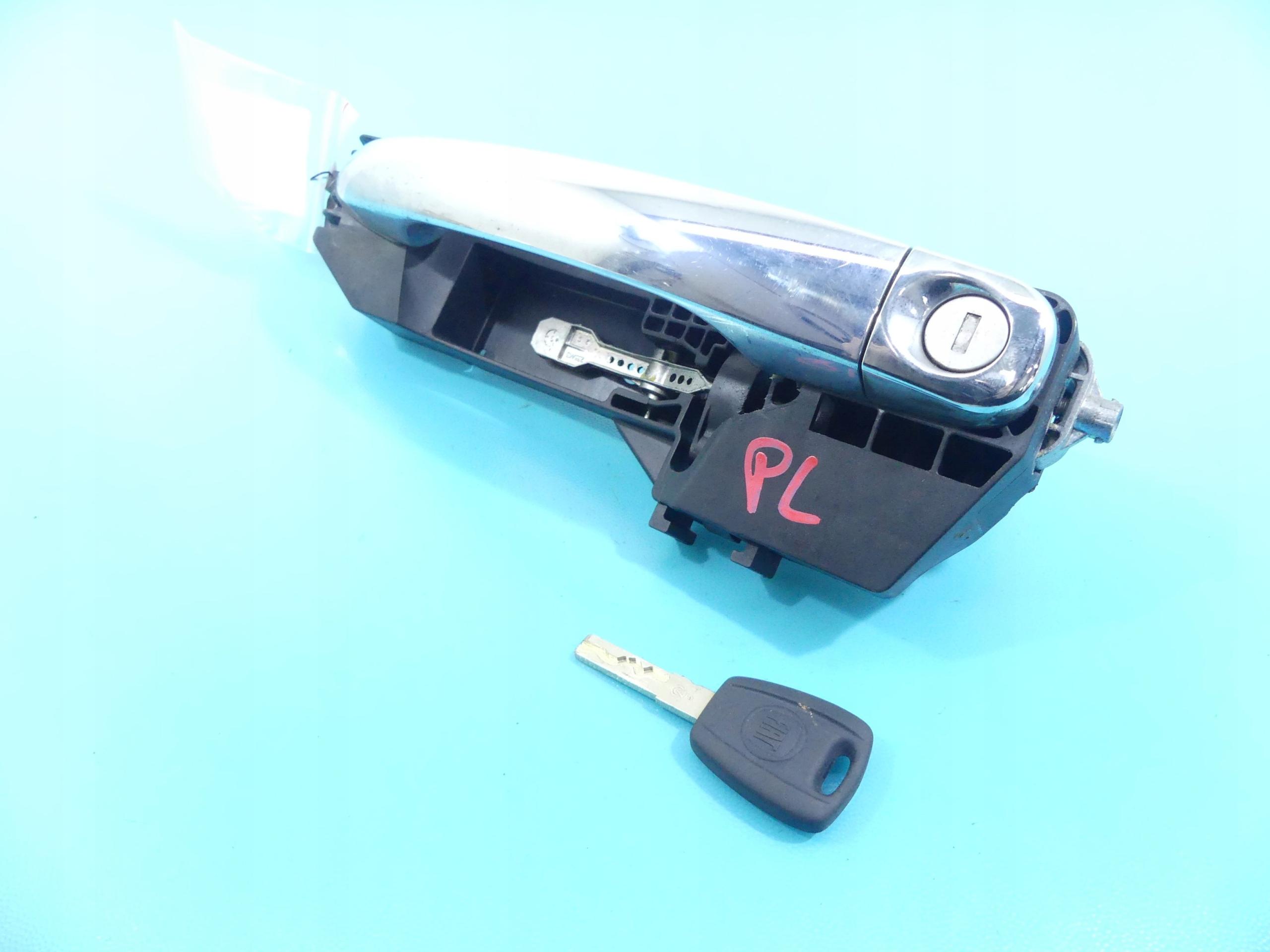 РУЧКА ДВЕРИ ПЕРЕДНЯЯ ЛЕВАЯ ВНЕШНЯЯ FIAT BRAVO II EU