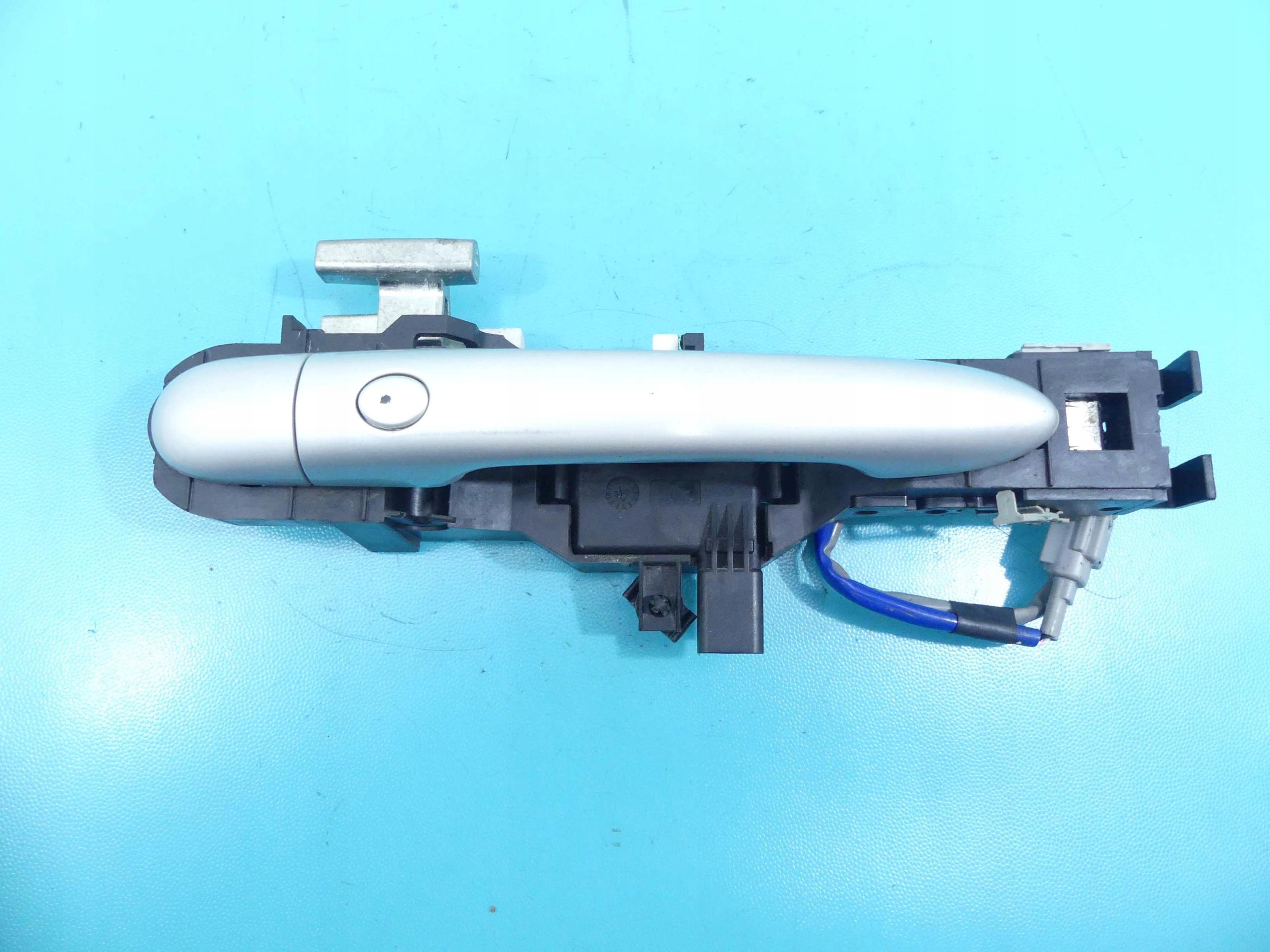 ДВЕРНА РУЧКА ПЕРЕДНЯ ПРАВА 4 + 3 PIN RENAULT KOLEOS І ЄВРОПА