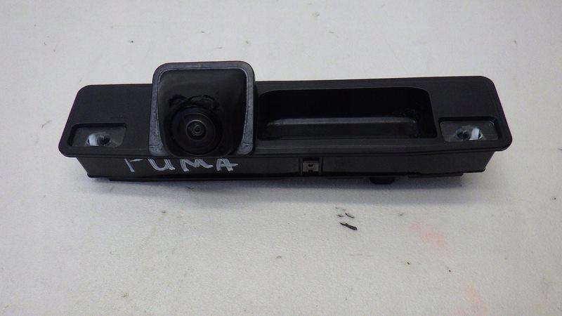 РУЧКА КНОПКА ЛОСКУТ ЗАДНЯЯ КАМЕРА ПУМА XXXX-19B514