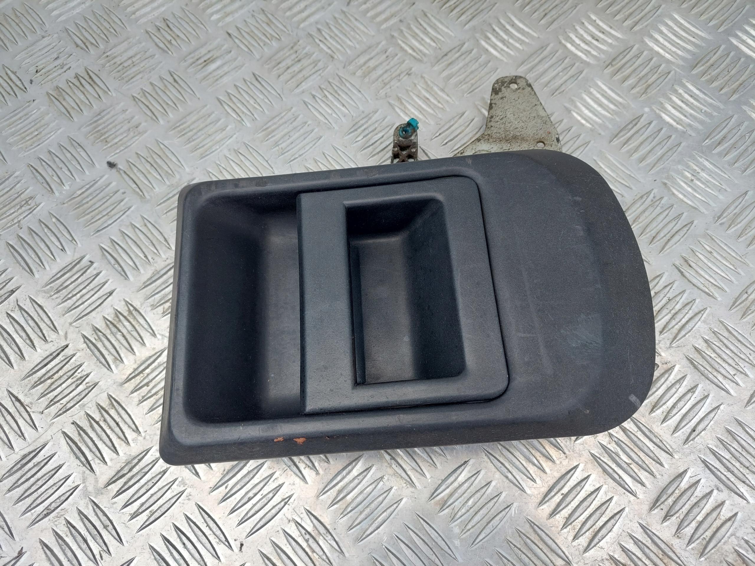 ДВЕРНАЯ РУЧКА ЗАДНЯЯ ПРАВАЯ РАЗДВИЖНАЯ IVECO DAILY 99-