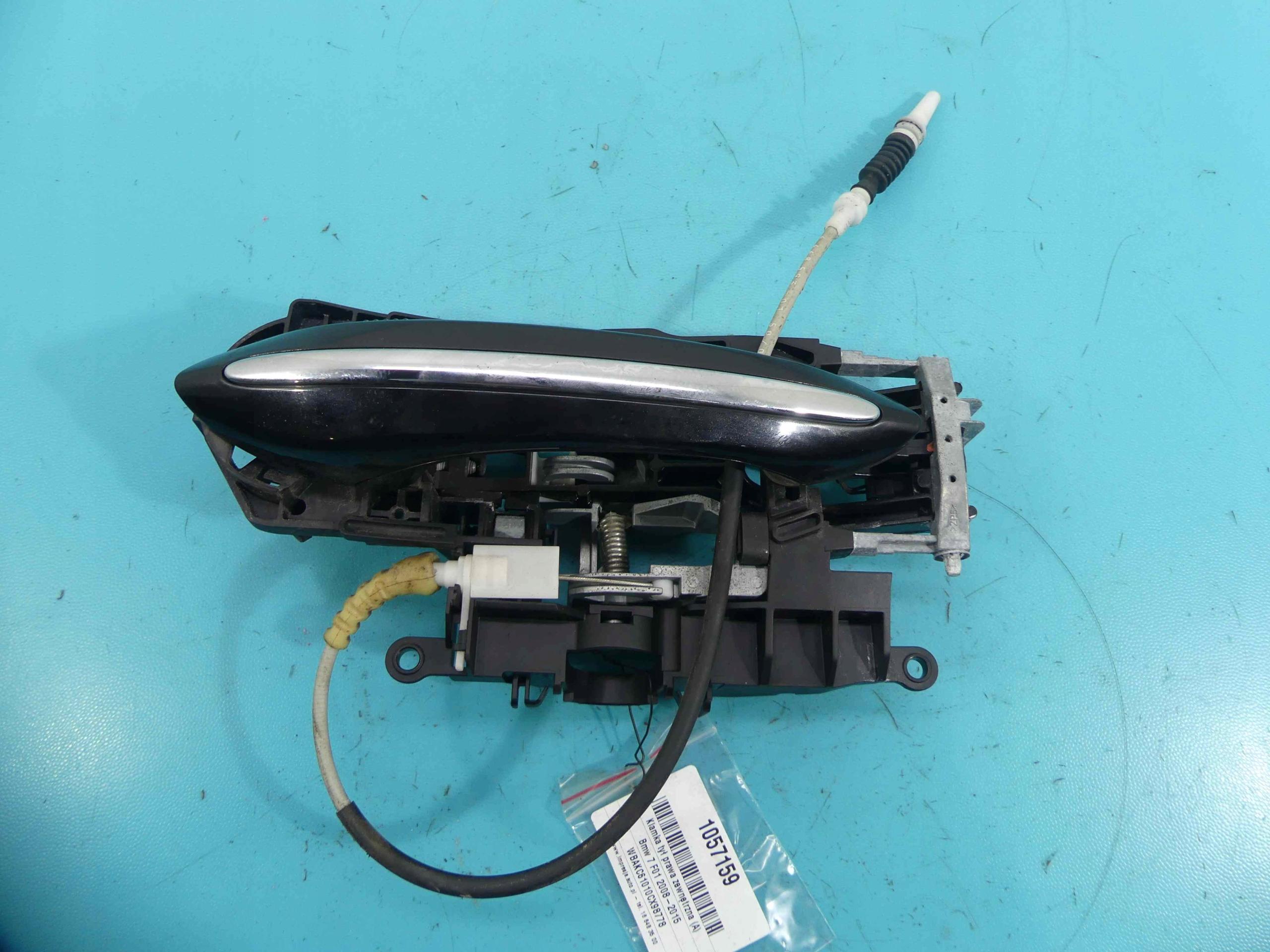 7573210 - Задняя правая наружная ручка двери BMW 7 F01