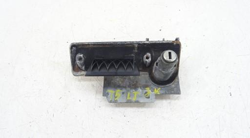 7H0827565J 7H0827565K - Дверная ручка вставка распашной двери задняя VW T5 07R