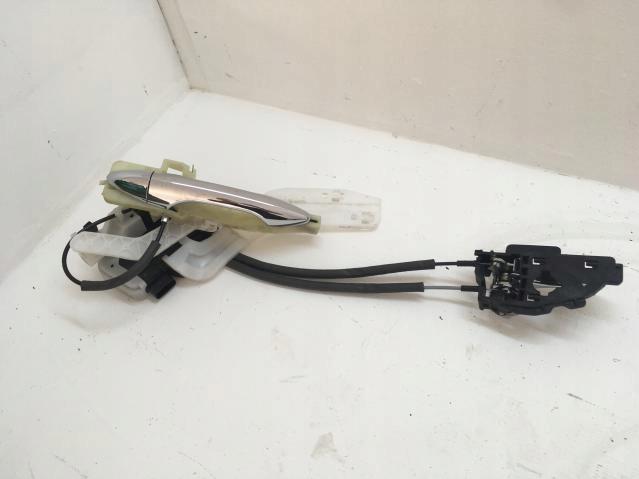 РУЧКА ЗАМКА ДВЕРИ ЛЕВАЯ ЗАДНЯЯ HYUNDAI IX35 10-15