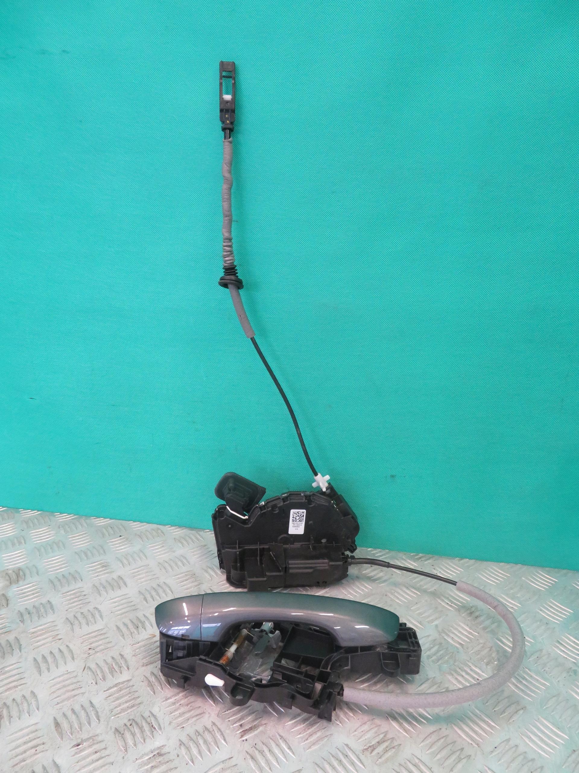 5NA839016D 5NA839016 - РУЧКА ЗАМКА ДВЕРИ ПРАВАЯ ЗАДНЯЯ TIGUAN II RLINE 19R