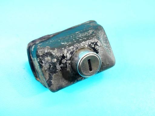 Ручка замка дверей задня MERCEDES 123 W123