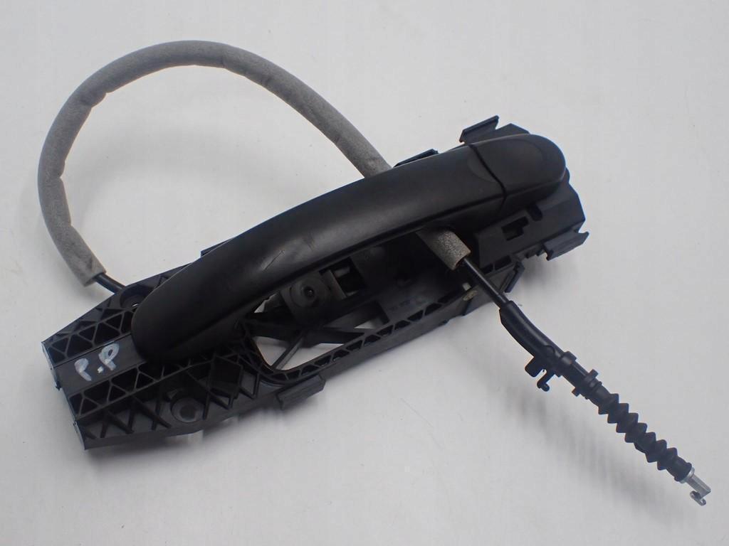 ДВЕРНАЯ РУЧКА ЗОВ ПРАВАЯ ПЕРЕДНЯЯ ЕВРОПА VW CADDY 2K 2K5 17R