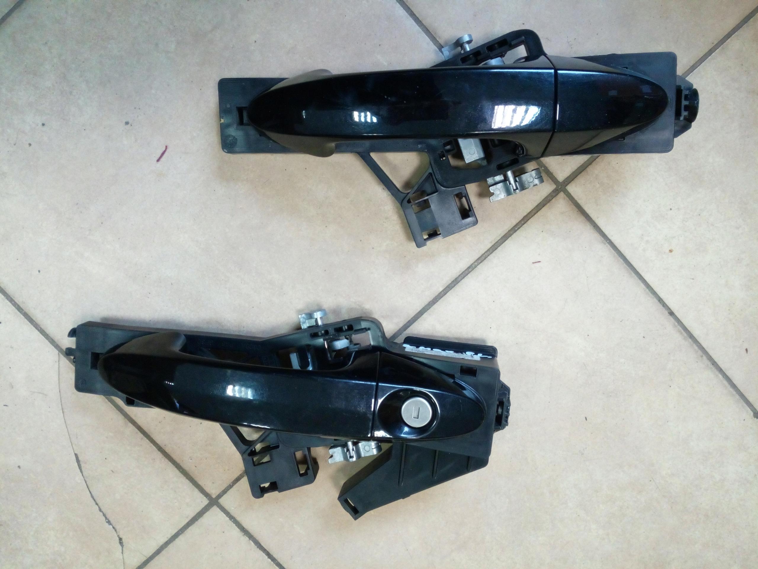 ЗОВНІШНЯ РУЧКА FORD B-MAX.*