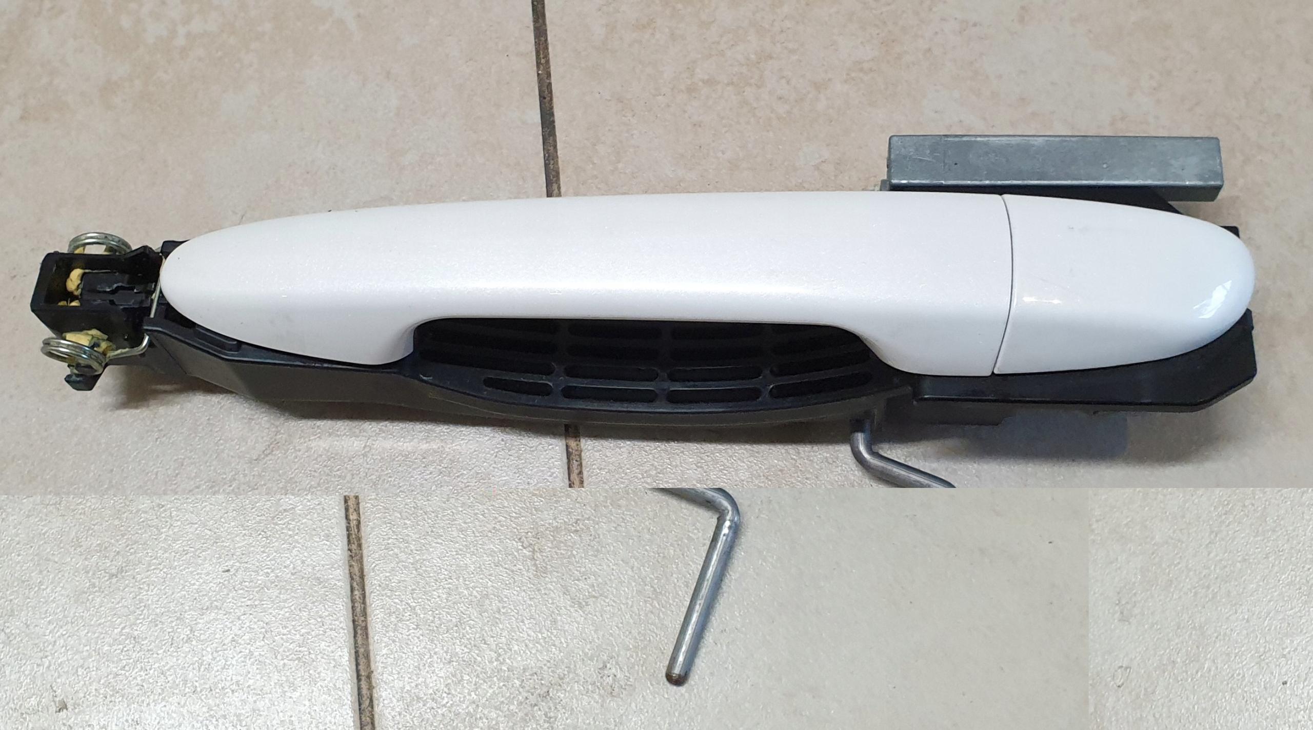 KD53 LH4 - НАРУЖНАЯ РУЧКА ДВЕРИ ЛЕВАЯ ЗАДНЯЯ MAZDA CX5 II CX-5 OE