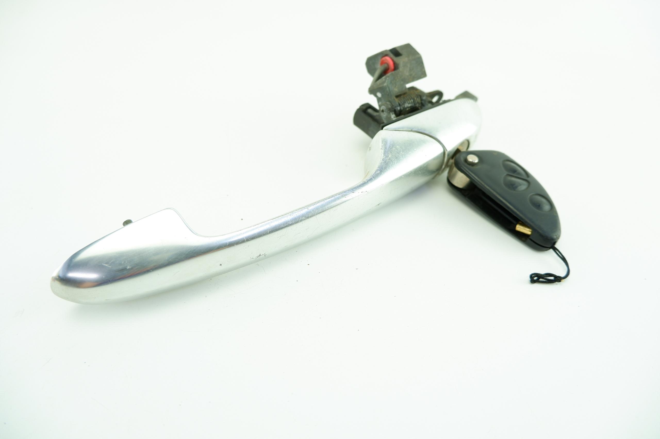 НАРУЖНАЯ РУЧКА ДВЕРИ ЛЕВАЯ ПЕРЕДНЯЯ ALFA ROMEO 147 EU