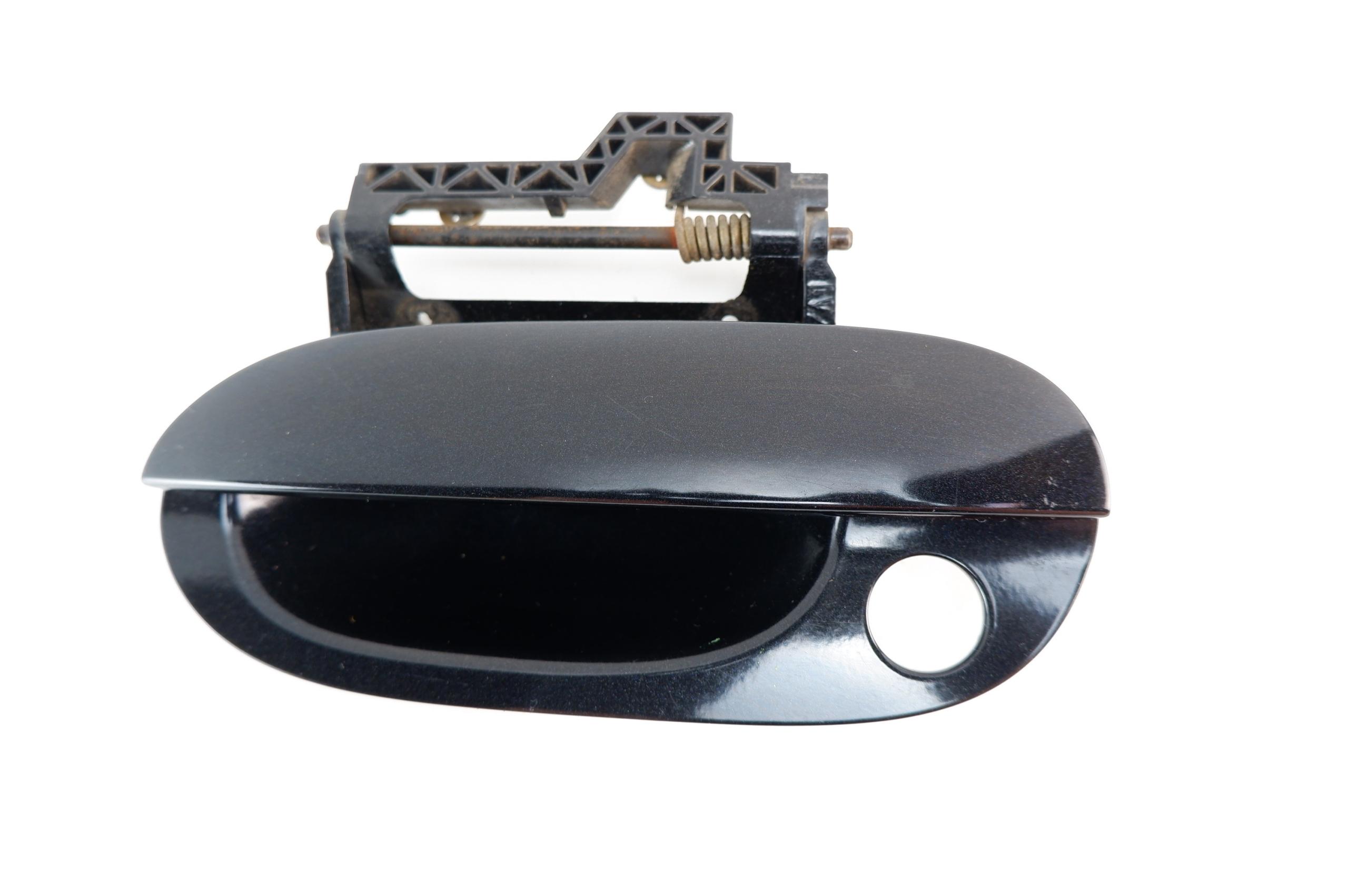 Наружная ручка двери левая передняя BMW E39 LIFT