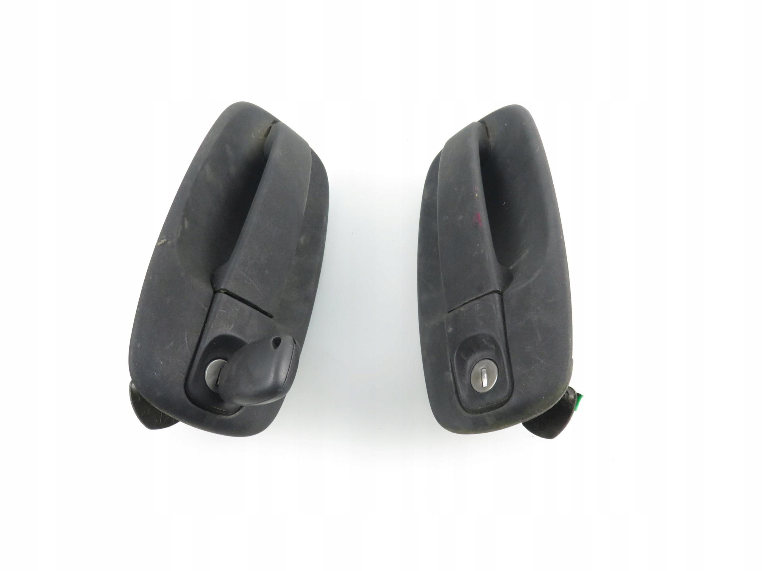 ДВЕРНЫЕ РУЧКИ ПЕРЕДНИЕ ВСТАВКИ VIVARO A 8200170625