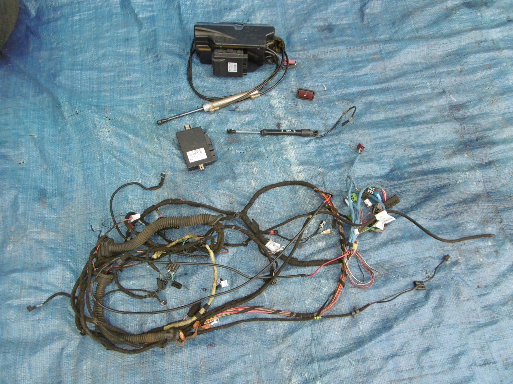 A2118000048 A2118706426 - Електричний люк в зборі MERCEDES W211 Універсал