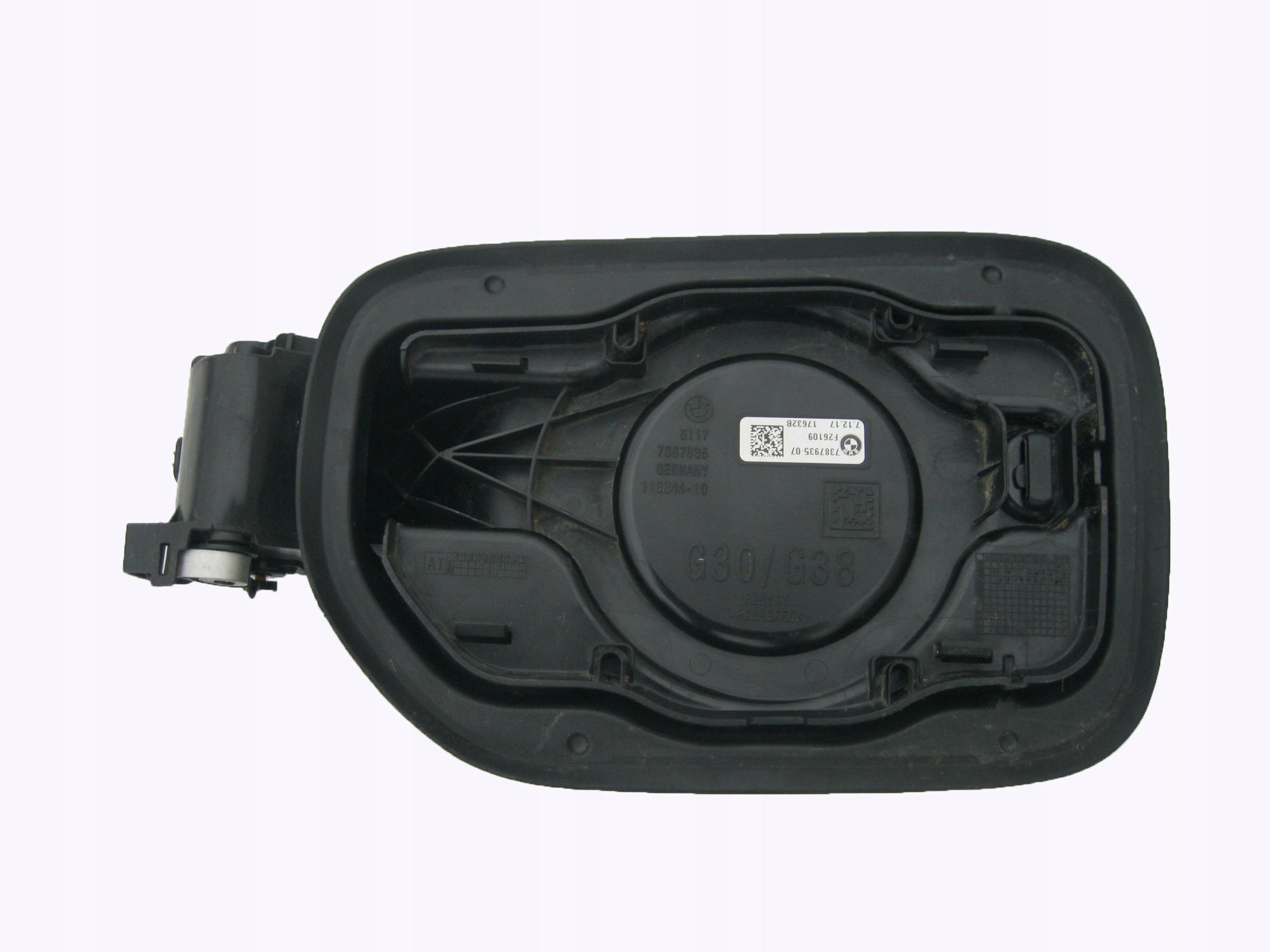 Крышка зарядного устройства BMW G30 17-20