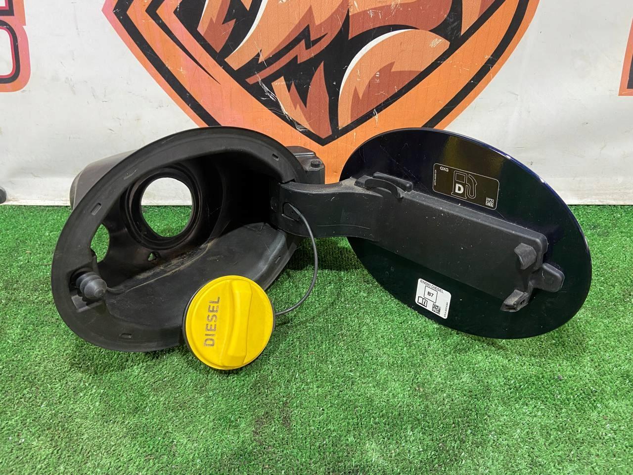 T4A15695 - КРИШКА КОРПУСУ ПАЛИВНОГО БАКА F-PACE HK83-405A26-AA