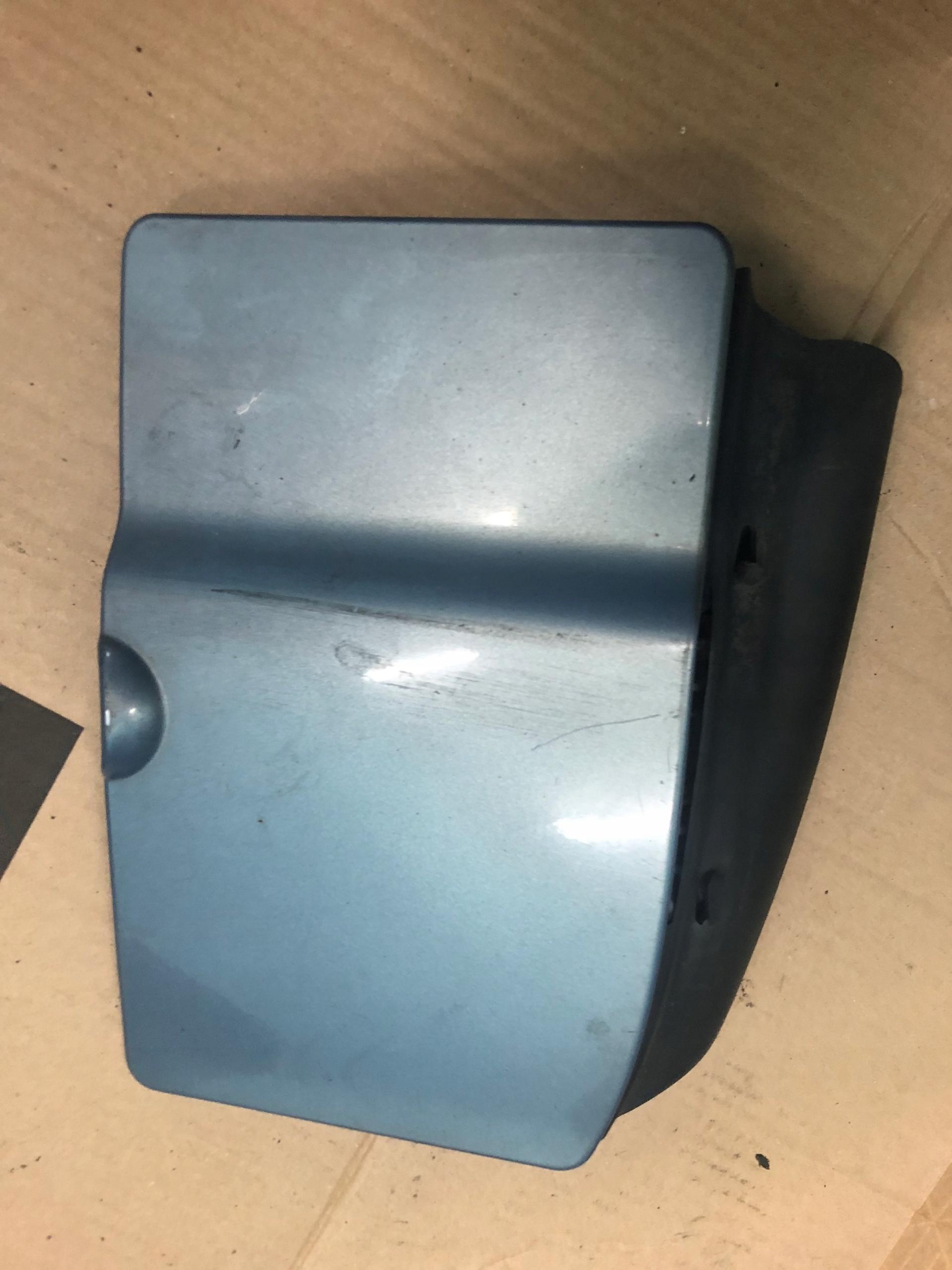 КРИШКА ПАЛИВНОГО БАКА TRAFIC VIVARO PRIMASTAR 01-14