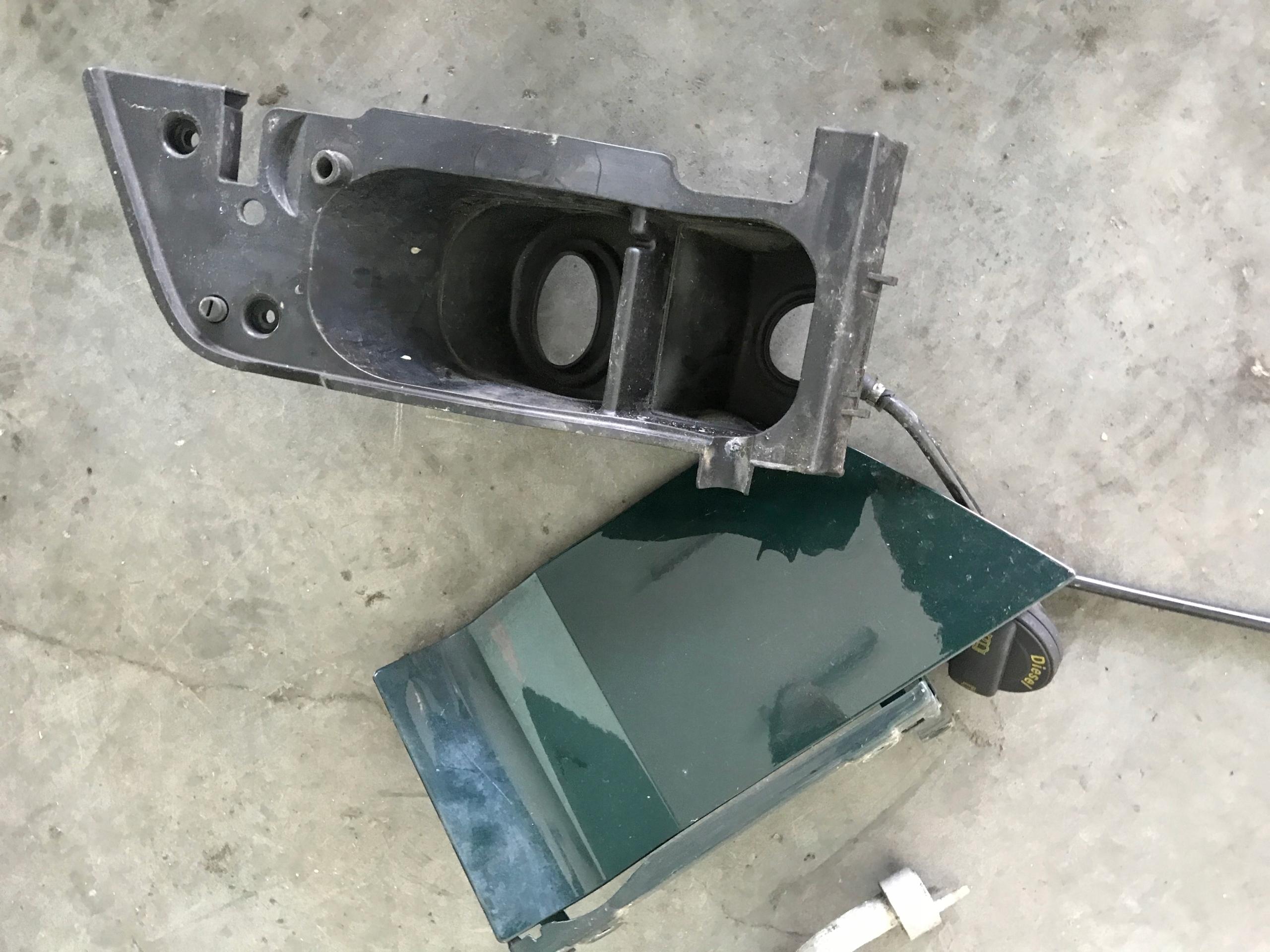 КРЫШКА ТОПЛИВНОГО БАКА VW CRAFTER II MAN 2.0 TDI 17-22