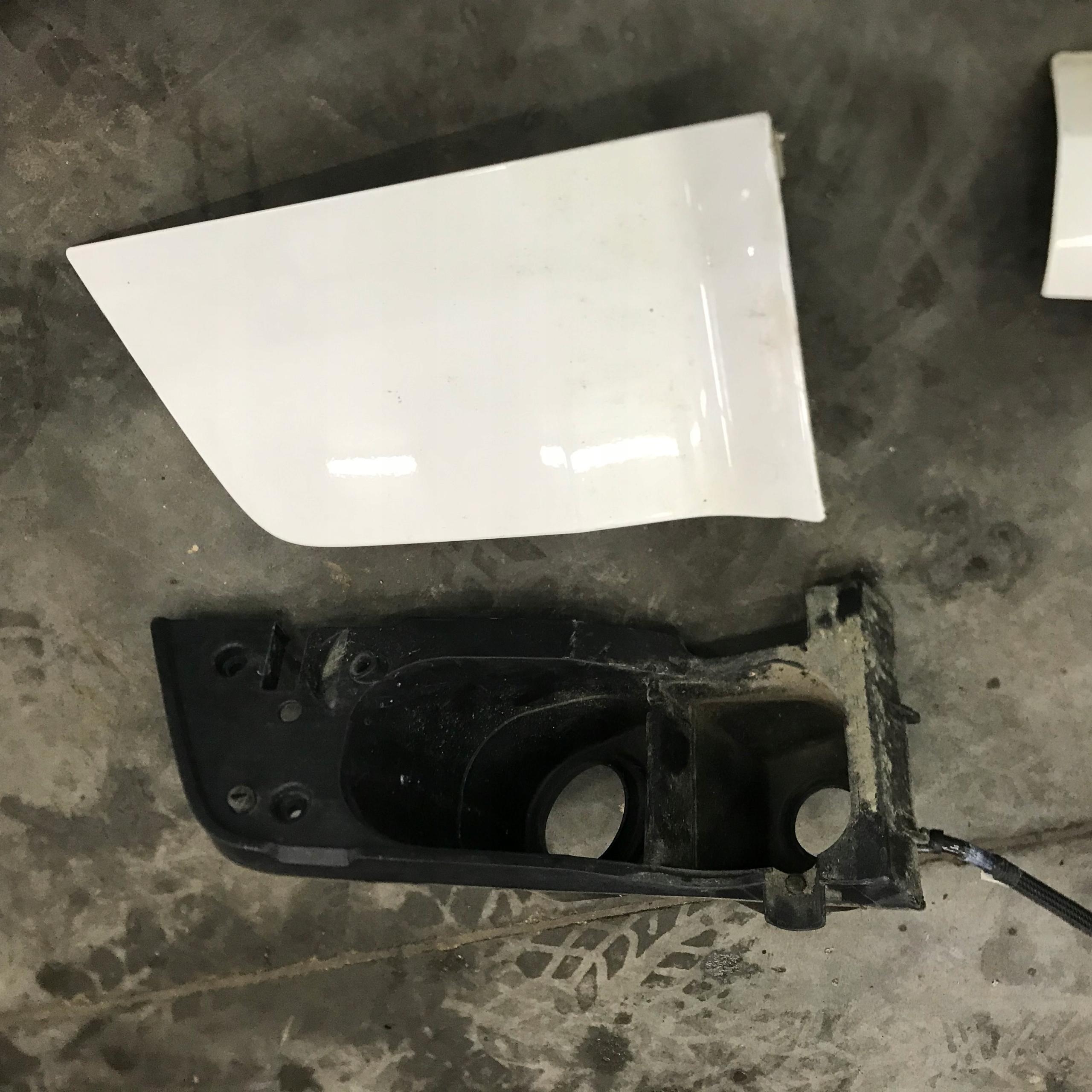 КРЫШКА ТОПЛИВНОГО БАКА VW CRAFTER II MAN 2017-2022