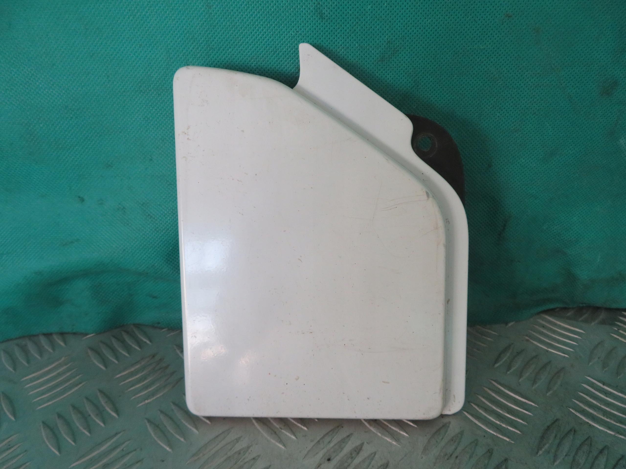 768J68293R - КРЫШКА НАПОЛНИТЕЛЯ МАНЕКЕН MASTER III MOVANO B