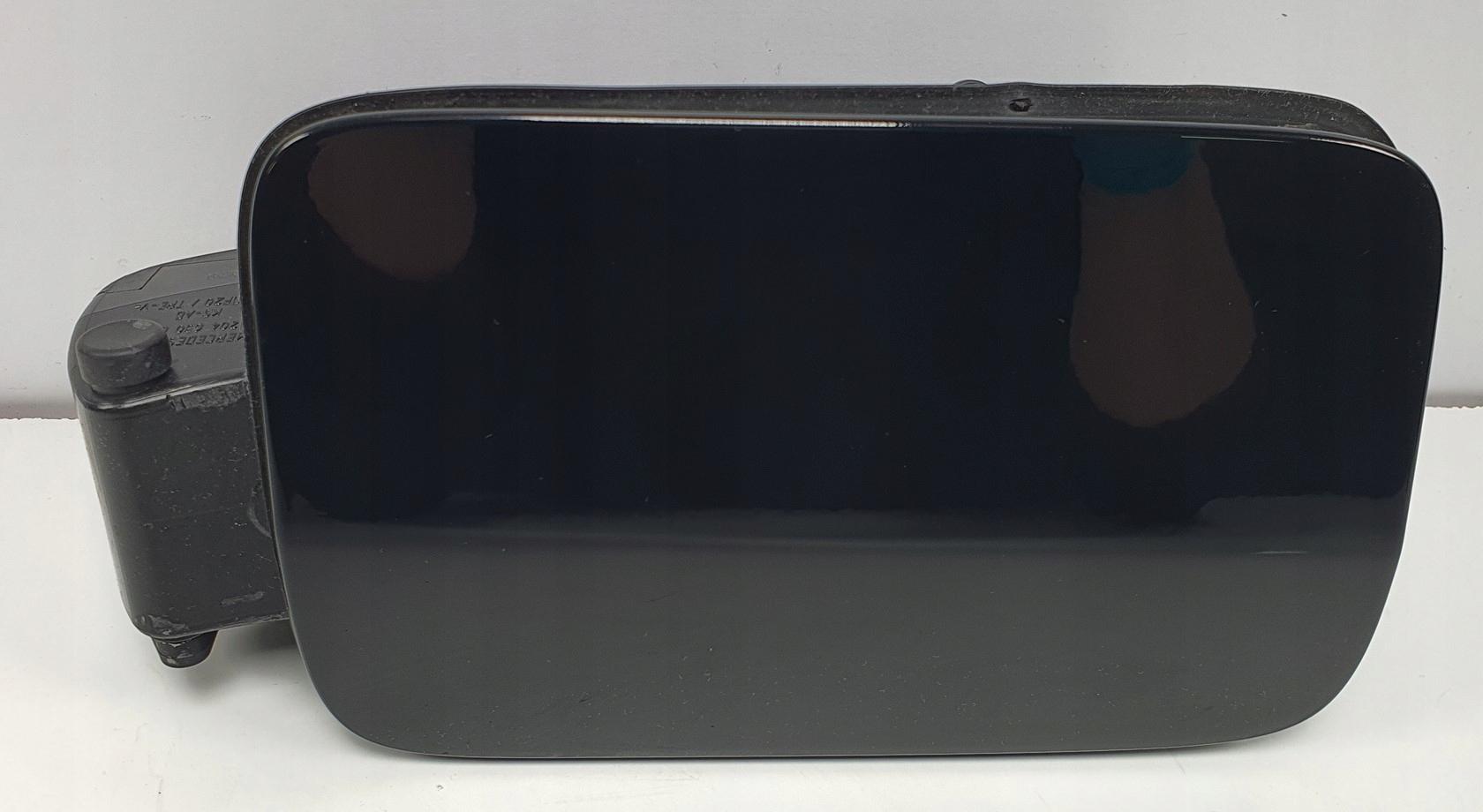 A2046300367 - Крышка топливного бака 040 MERCEDES GLK X204