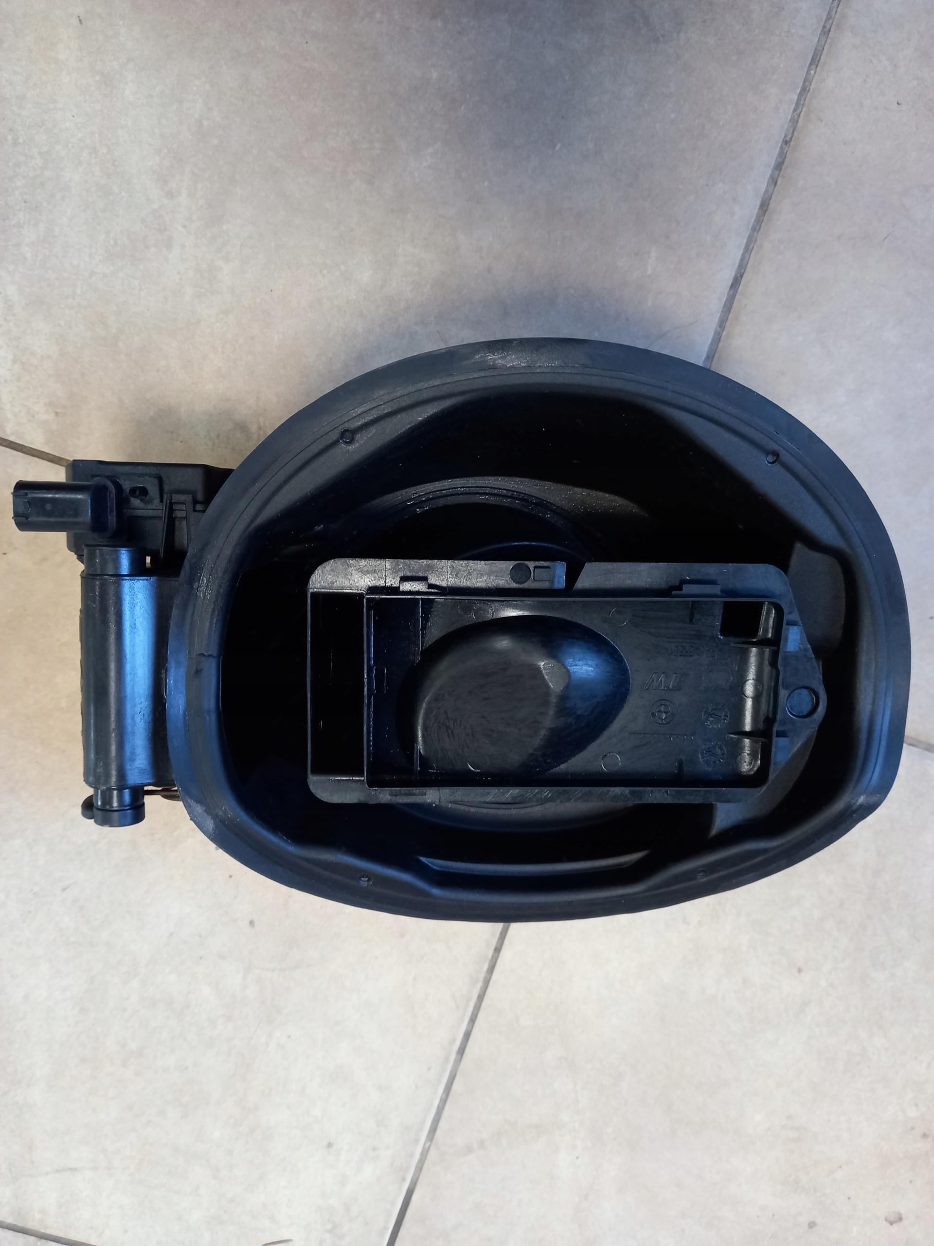 51177238095 7238095 - Кришка паливного бака BMW 1 F20 ' 10-19 ориг.*