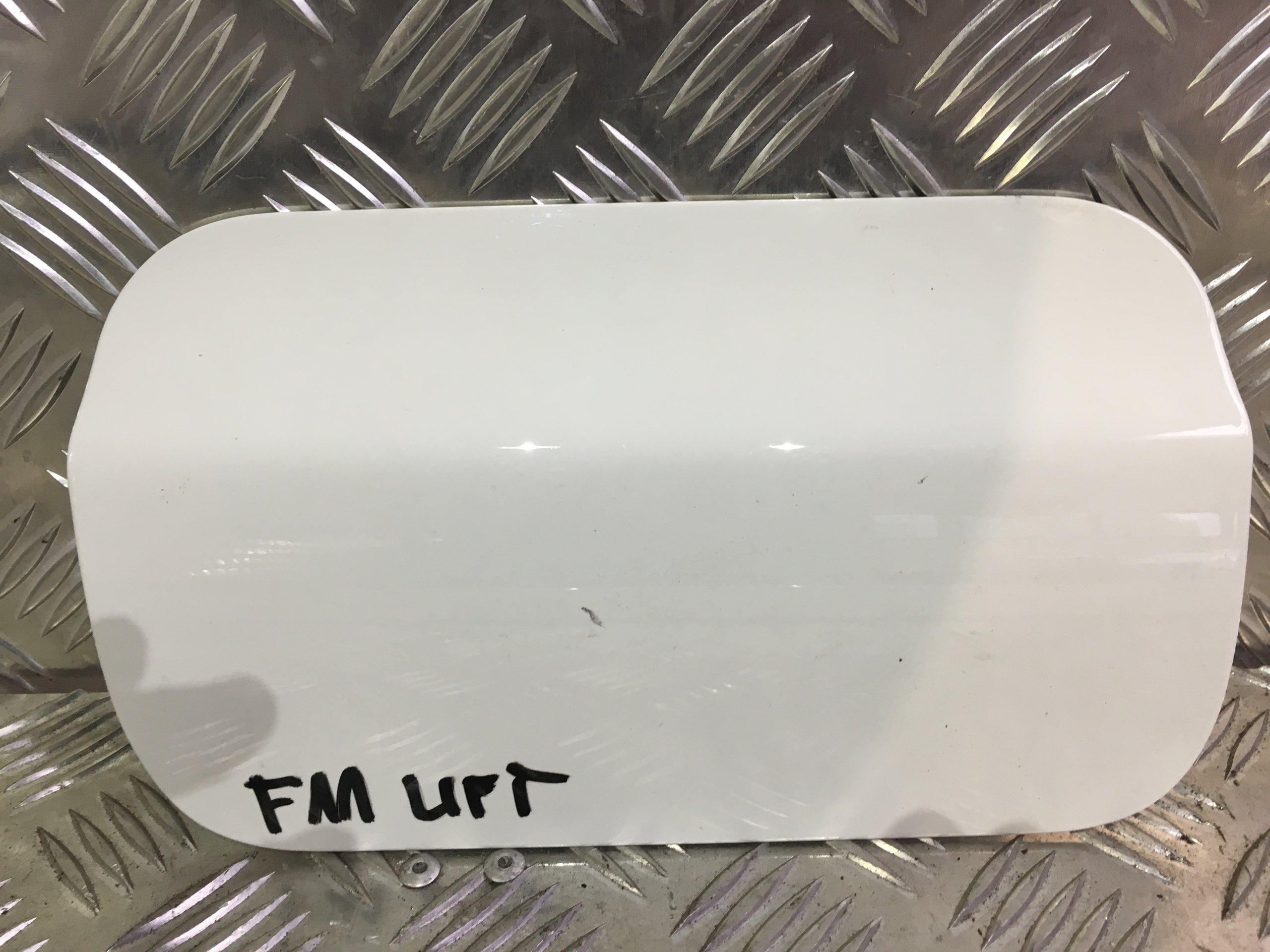 B13041 - Крышка топливного бака BMW F11 F10 LIFT LCI A300