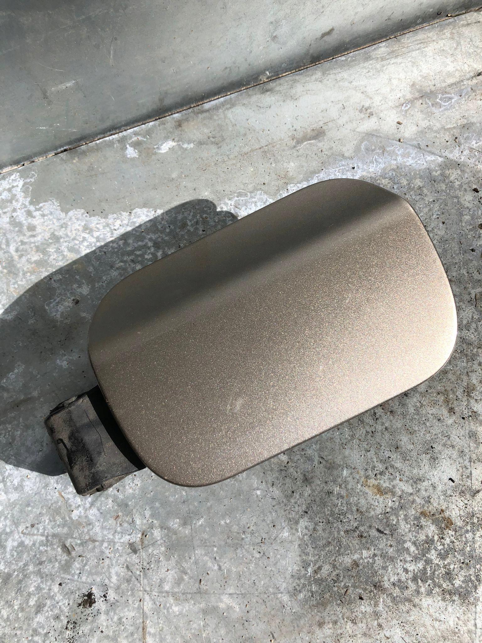 Крышка топливного бака C5 III X7 KCHC