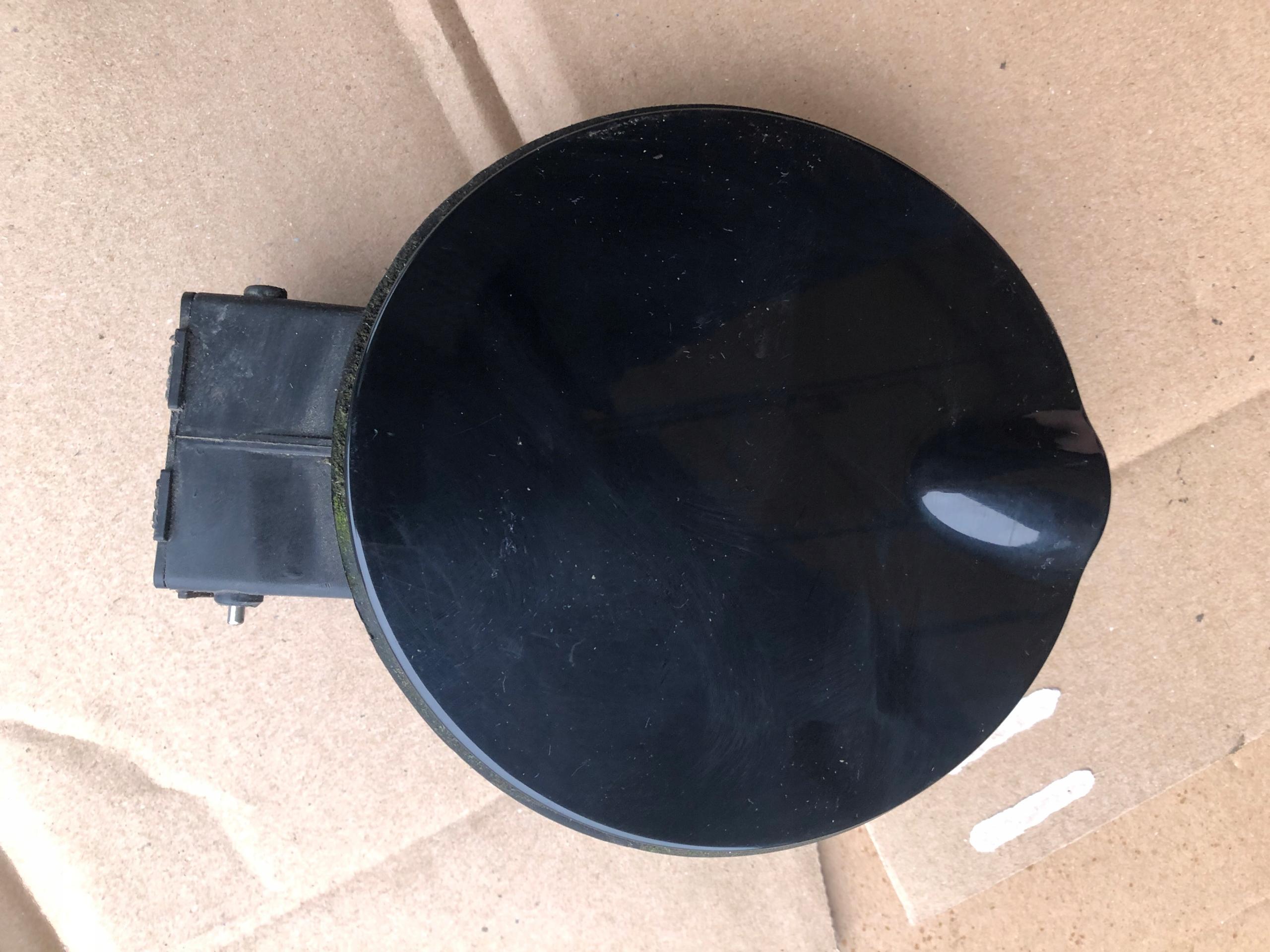 КРЫШКА ТОПЛИВНОГО БАКА CITROEN XSARA PICASSO 99-12