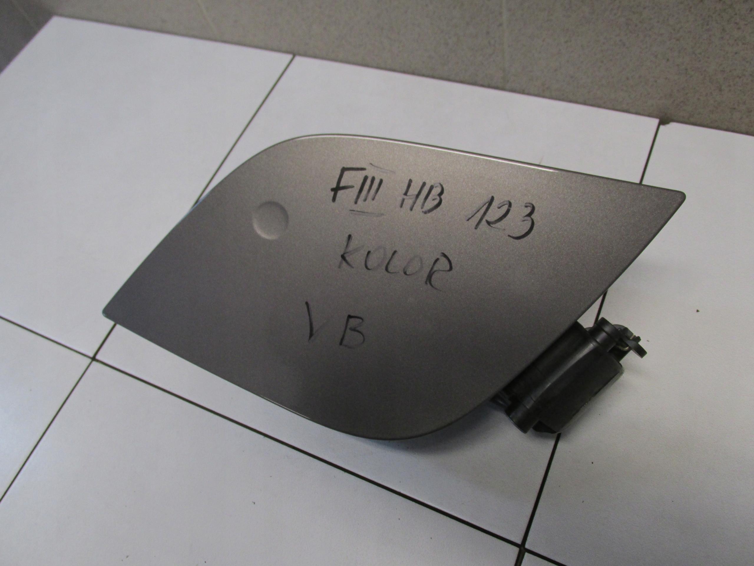 BM51-A27936-AG - КРЫШКА ТОПЛИВНОГО БАКА ЦВЕТ VB FOCUS MK3 HB 2012