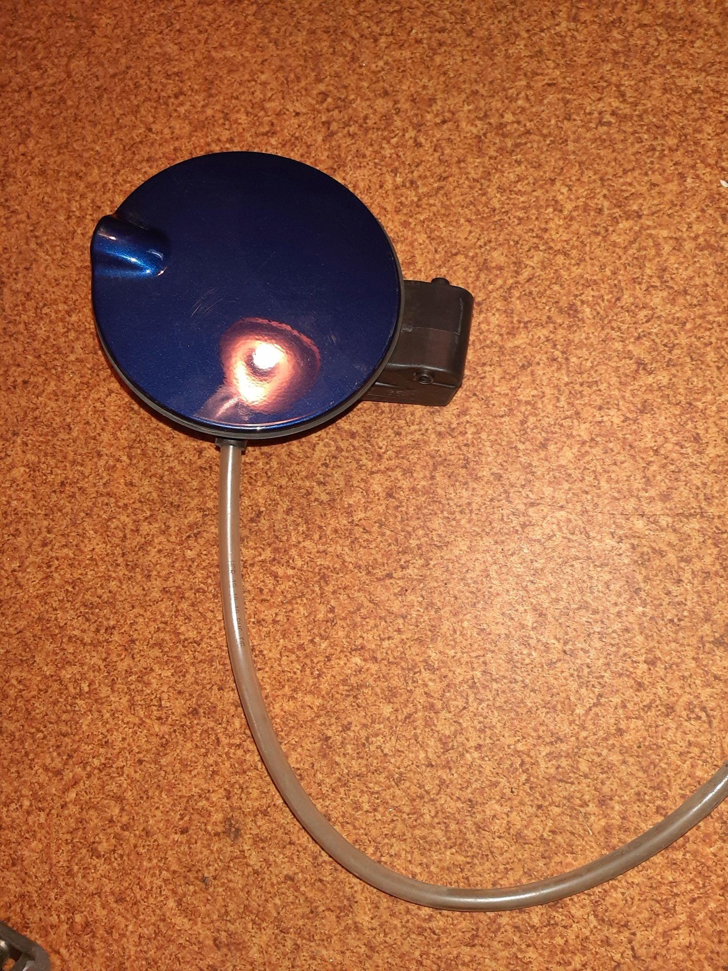 КРЫШКА ТОПЛИВНОГО БАКА КРЫШКА SKODA FABIA II