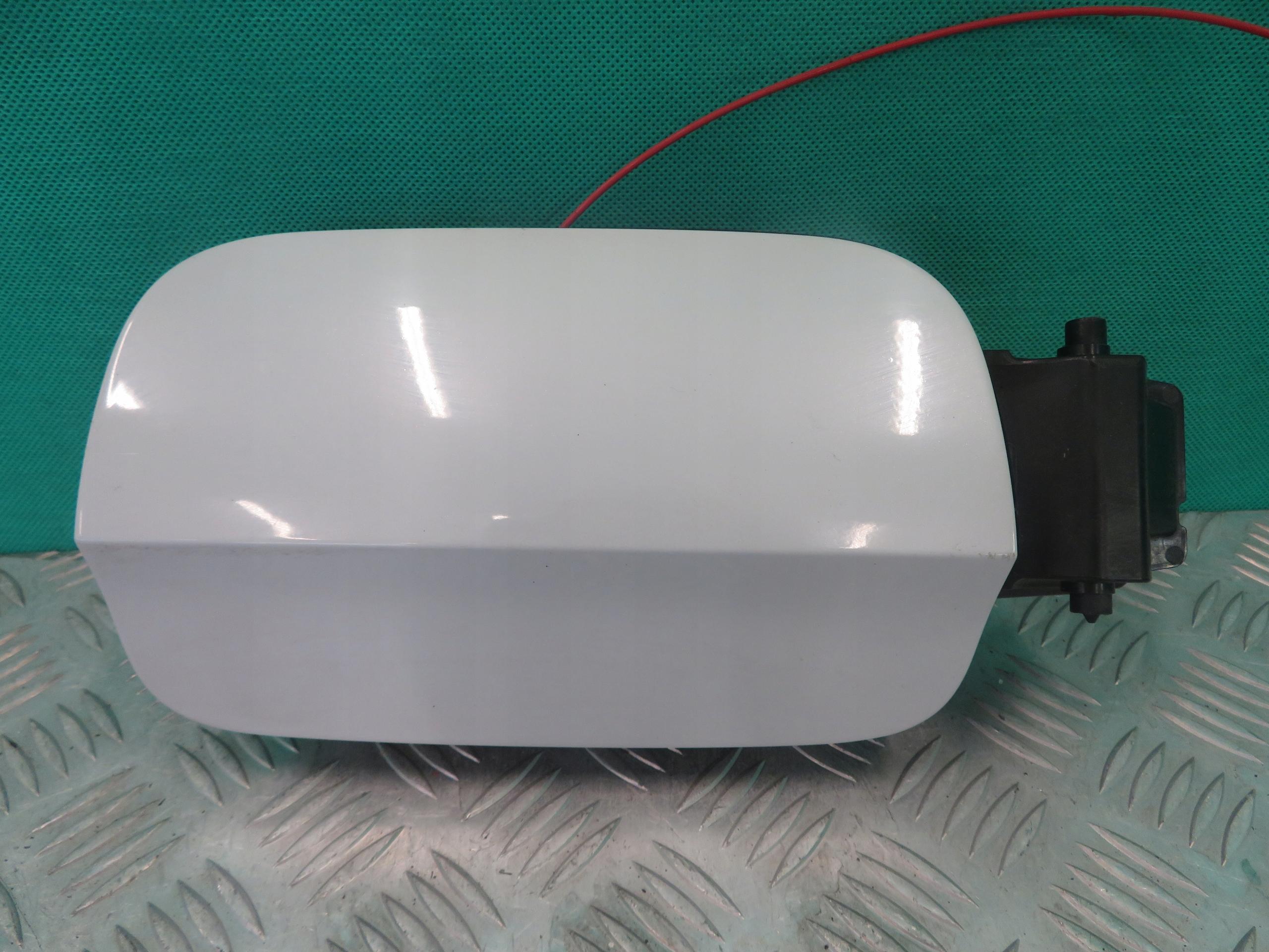 8W6809906 8W6 - Крышка топливного бака LS9R AUDI A5 8W 2.0 TFSI 19R