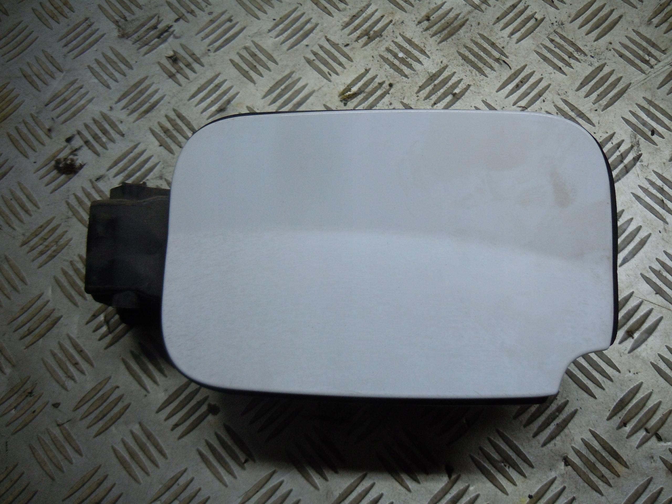 Крышка топливного бака MERCEDES CITAN W415