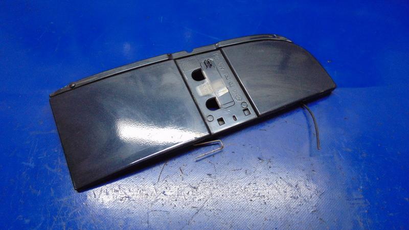 Крышка топливного бака MERCEDES VITO W639 VIANO 03-14