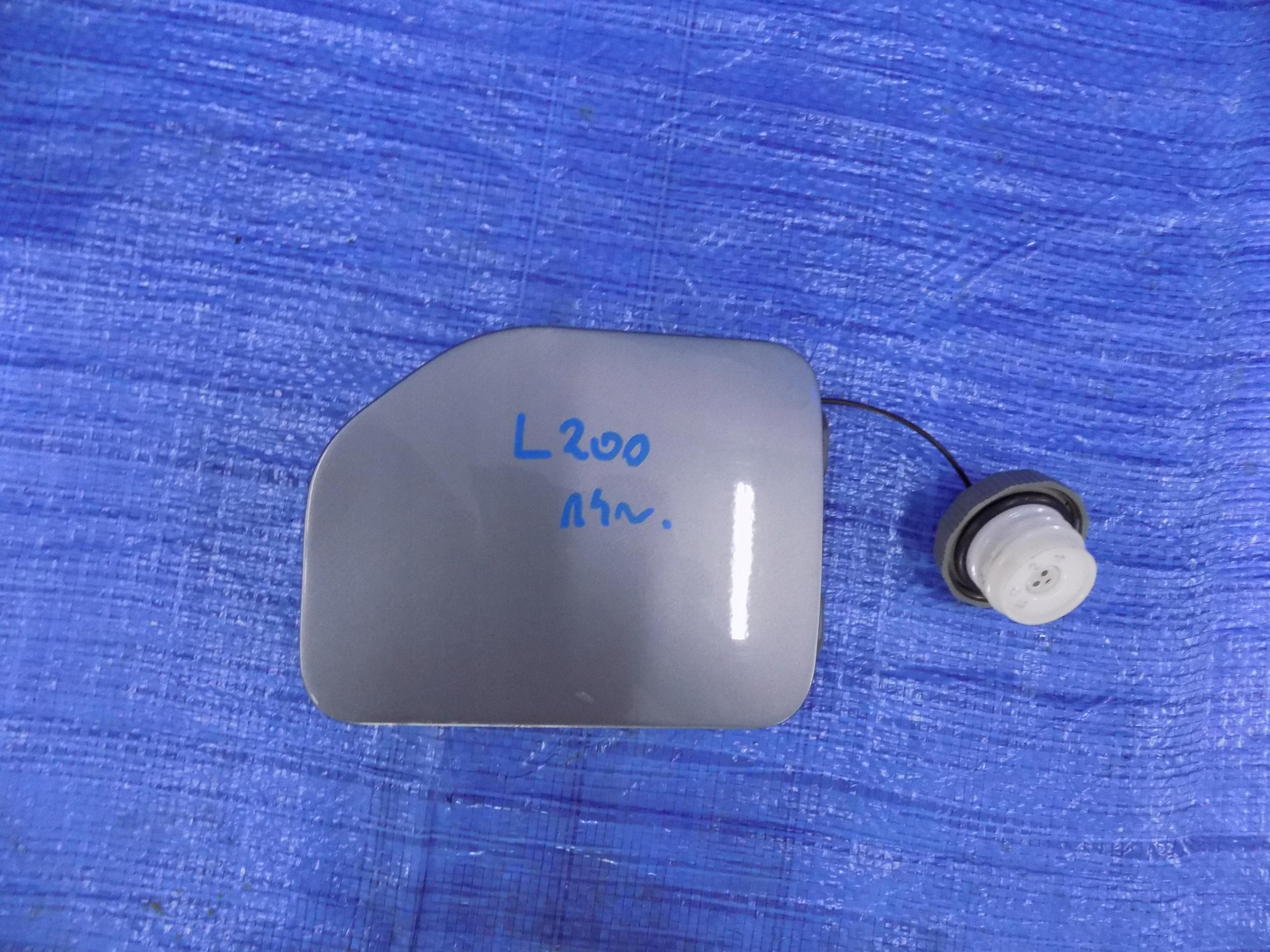 Крышка топливного бака MITSUBISHI L200 14R 2,5 DiD