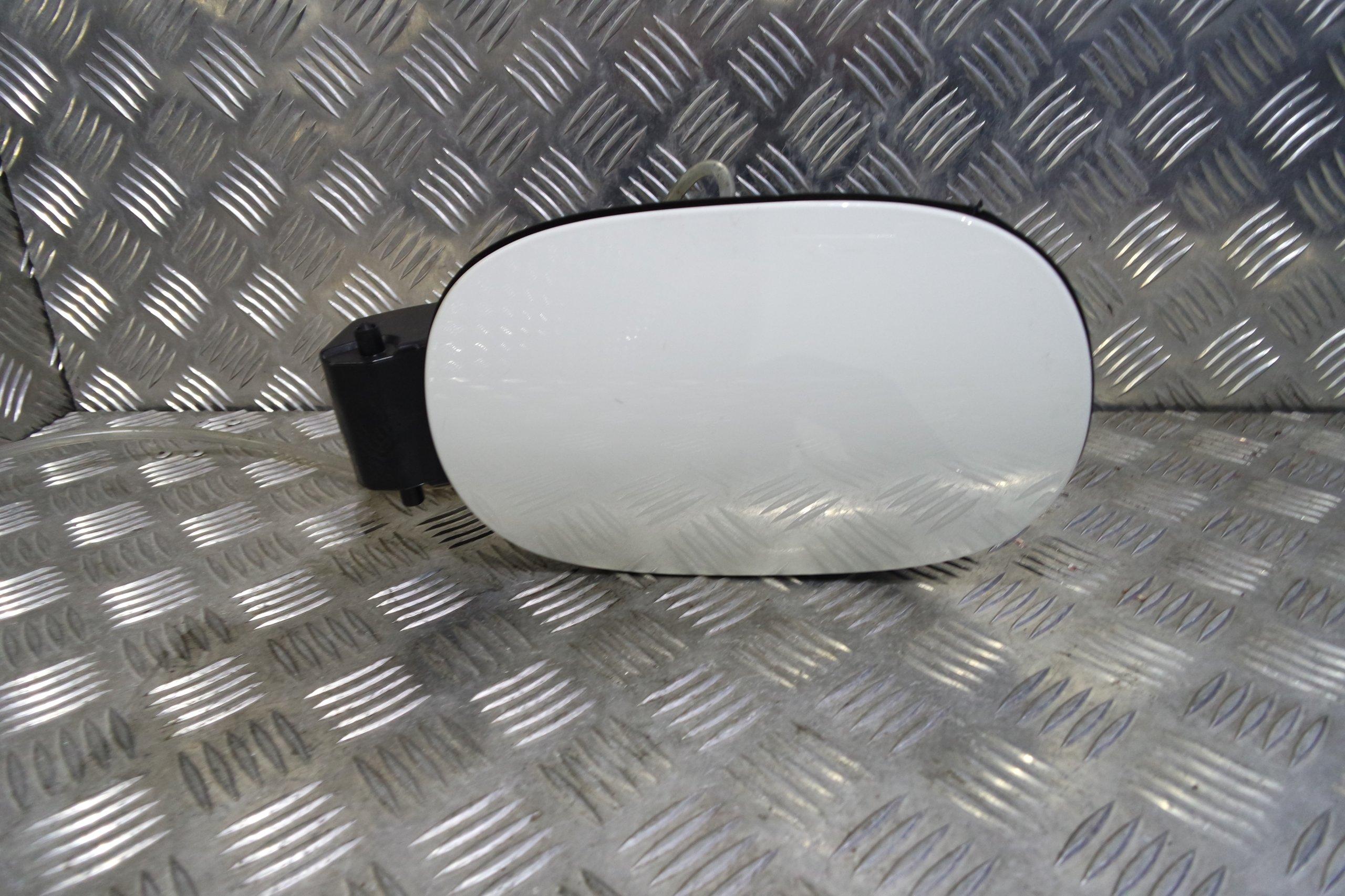 7P5809857B 7P5809857 - КРЫШКА ТОПЛИВНОГО БАКА PORSCHE CAYENNE 7P5