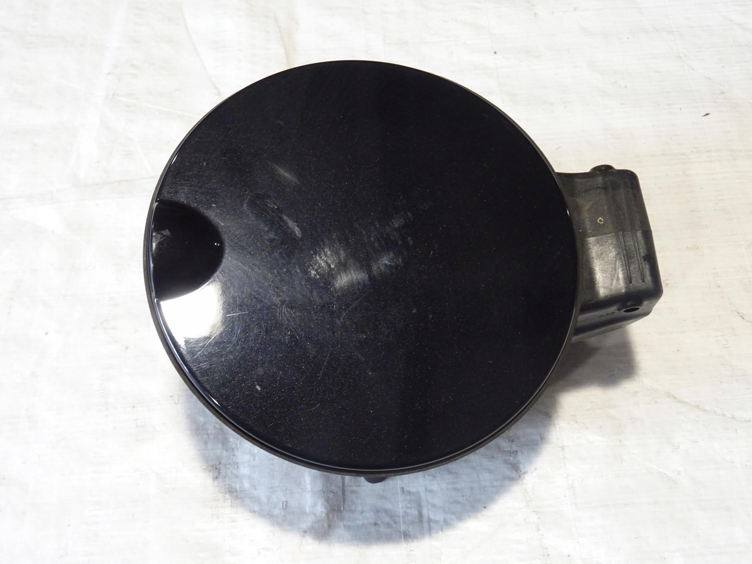 5P0010375S 1K0010497C - КРЫШКА ТОПЛИВНОГО БАКА SEAT ALTEA XL LC9Z 5P5809905