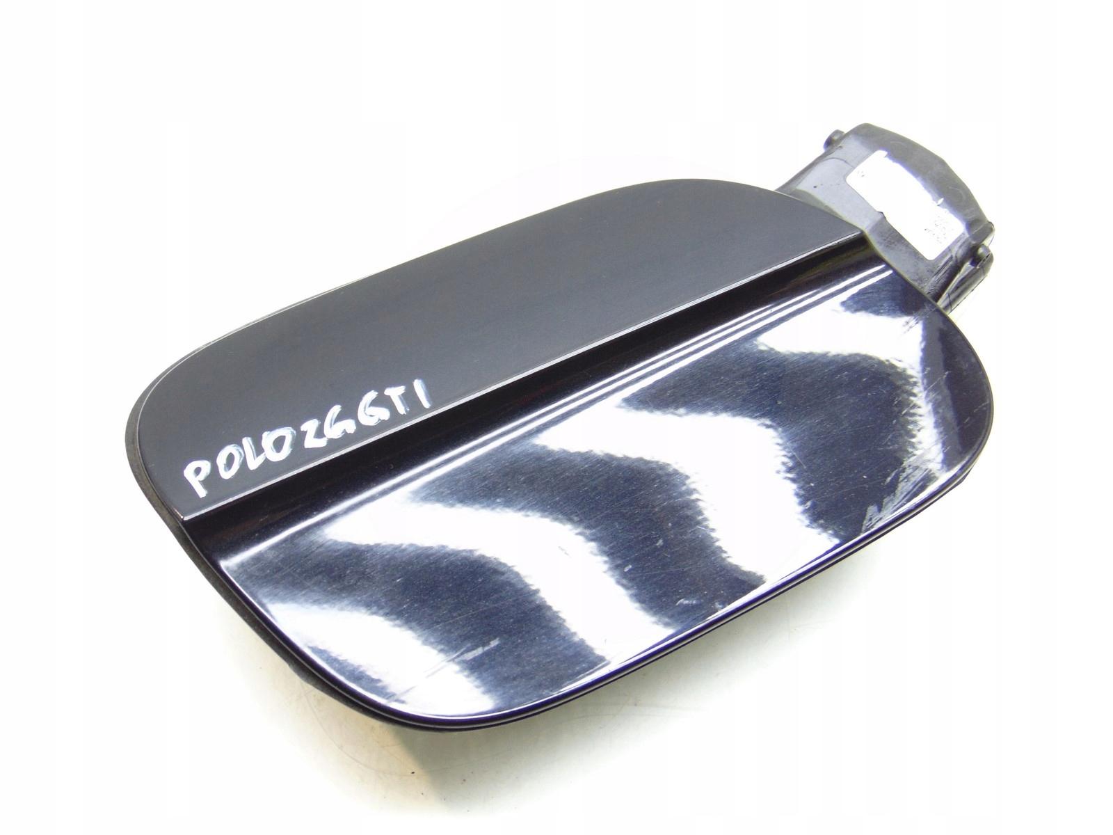 КРЫШКА ТОПЛИВНОГО БАКА СТОЙКА VW POLO 2G 2G0809999