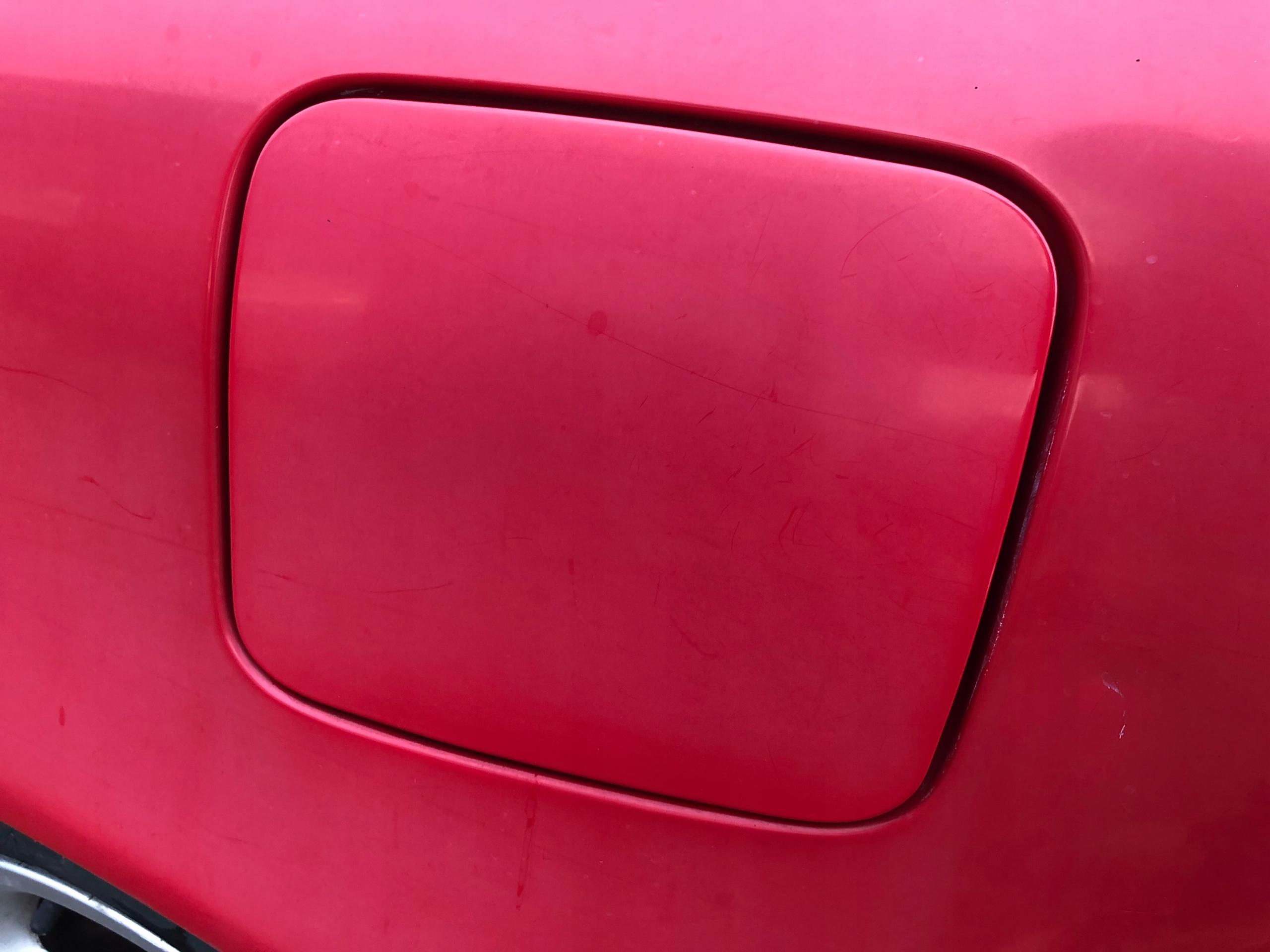 КРЫШКА ТОПЛИВНОГО БАКА TOYOTA CELICA V 5 ШАРНИР 89-93