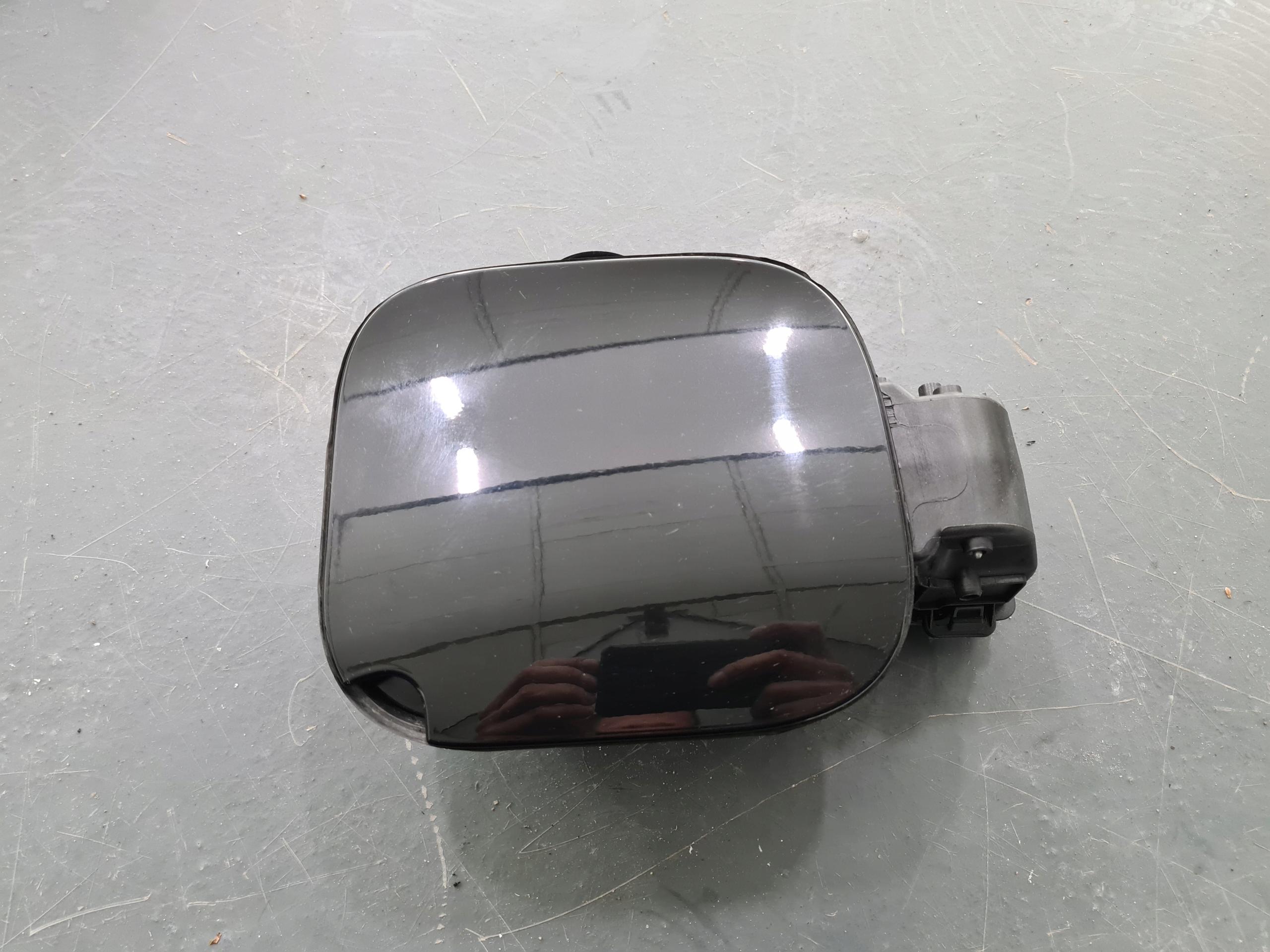 КРИШКА ПАЛИВНОГО БАКА CAPTUR 13-TEGNE