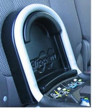 Автокресло TRIOFIX DINOFIX Klippan