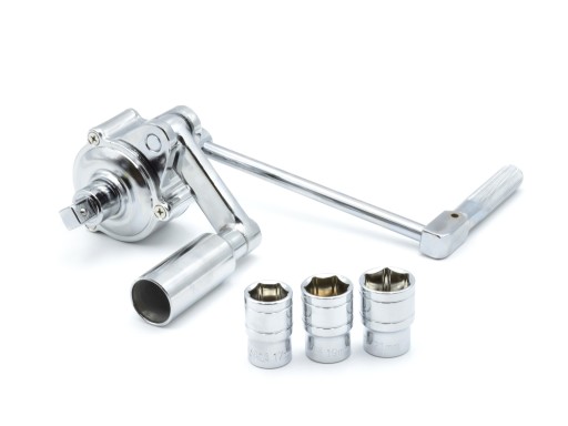 ГАЙКОВИЙ КЛЮЧ ДЛЯ ЛЕГКОВИХ АВТОМОБІЛІВ 1/2