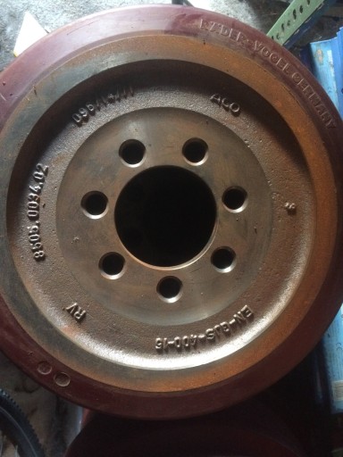 8506.0034.02 - ВЕДУЩЕЕ КОЛЕСО вилочного погрузчика LINDE 360