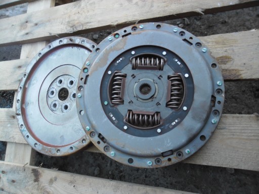 МАХОВИК ЗЧЕПЛЕННЯ FORD MONDEO FUSION DG9P-7550-AC HYBRID DG9P-6K390-A