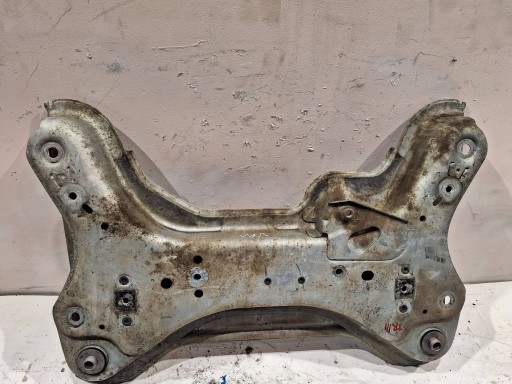 Передняя опора для салазок 544016605r renaulttrafic iii vivaro b 14-