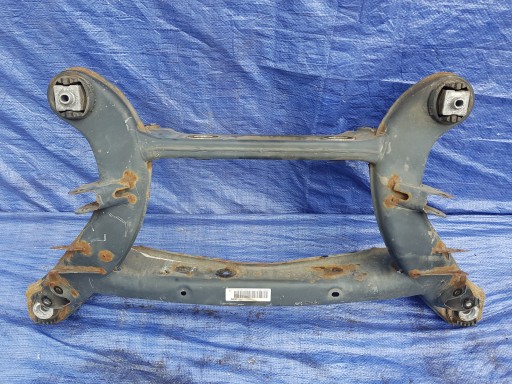 2073501600 - Mercedes w207 c207 cradle.