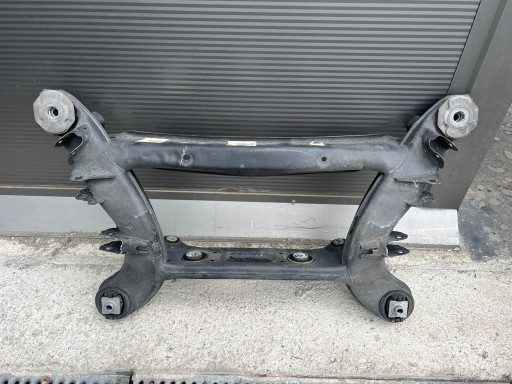 Люлька коляска санки задня балка mercedes w205 седан