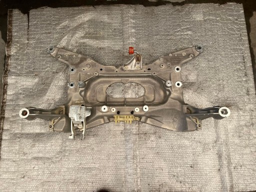 K8D2-5C145-BC - ПЕРЕДНЯЯ ЛЮЛЬКА ДЛЯ КОЛЯСКИ EVOQUE II 2 L551