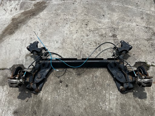 555820003R - Белка настройка оси подвеска задние тормоза задние renault fluence