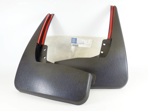 КОМПЛЕКТ БРИЗГОВИКІВ ПЕРЕДНІХ MERCEDES X164 b66528236